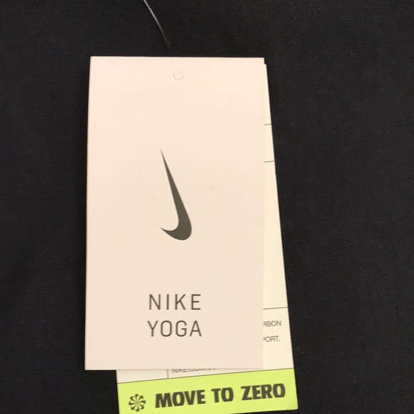 Nike yoga sweat shirt loose fit. - Picture 4 of 5